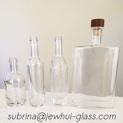 İyi fiyat Klasik Cin Cam Şişesi, Sanatçı Distillere ve İçecek İhracatçılarına Mükemmel, Kalın Cam ve Şık Bitirme çevrimiçi