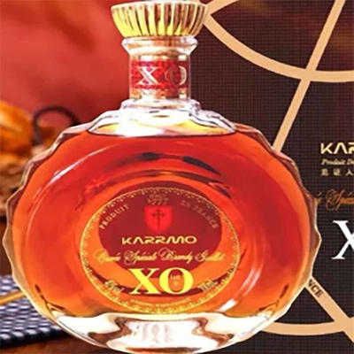 İyi fiyat Konyak Brendi Cam Şişe 500ml 700ml Cam Ruh Şişeleri çevrimiçi
