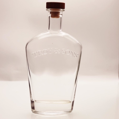 İyi fiyat Blonde Troy Sons Luxury Spirits Şişe Viski 1000g Flint Glass çevrimiçi