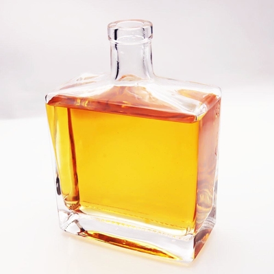 İyi fiyat ODM Likör Dekantör Şişesi 700ML 1000ML 21.5mm Çıkartması Altın Serigrafi çevrimiçi